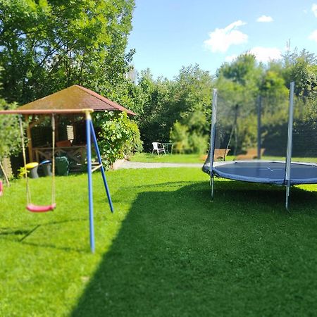 Wisniowy Sad Lägenhet Kudowa-Zdrój Exteriör bild